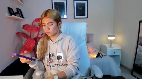 Chris online show from March 7, 10:17 pm