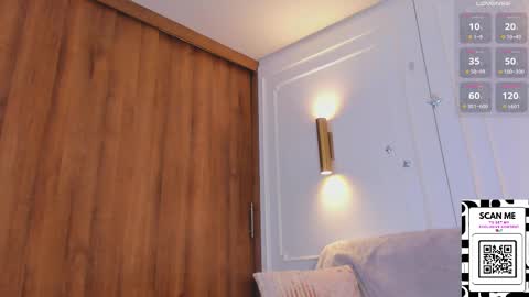 Chrishell online show from September 13, 4:53 am