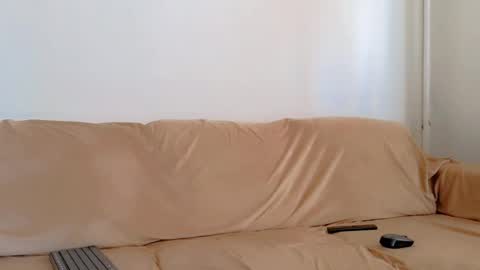 christihanson online show from April 9, 6:19 am