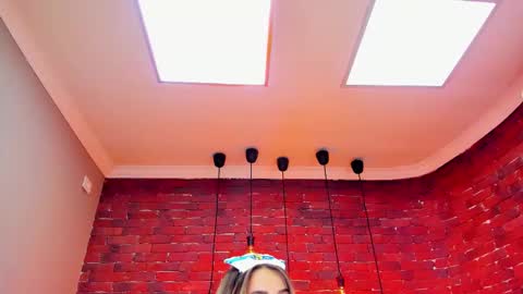 christyna_ross online show from February 16, 8:52 pm