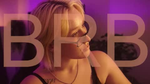 Cin Bellamy online show from October 27, 3:02 am