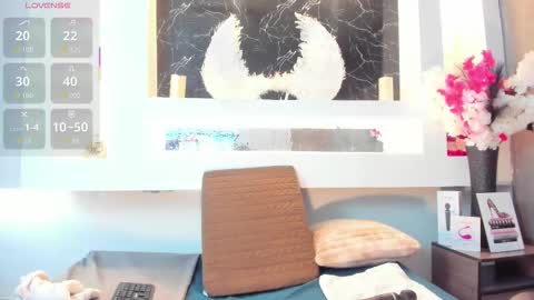 Cinthya  online show from November 4, 12:32 pm