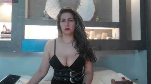 Cinthya  online show from January 22, 12:38 pm