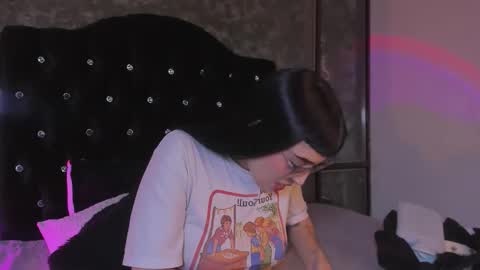 Cintya online show from December 3, 5:59 pm