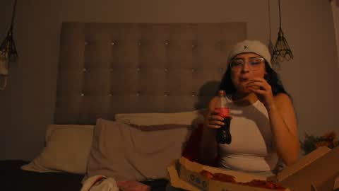 Cintya online show from January 23, 2:33 am