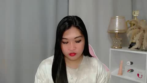 CLAIRE online show from May 4, 6:39 am