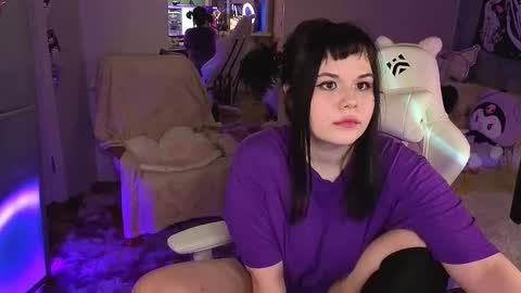 Claire Faers online show from February 6, 8:45 pm