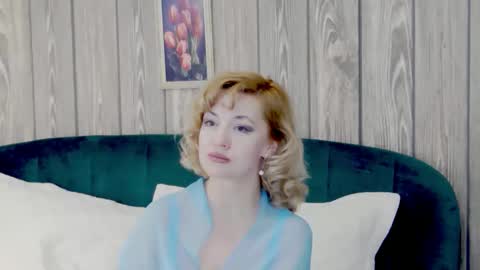 Classy Tinna online show from March 18, 9:03 am