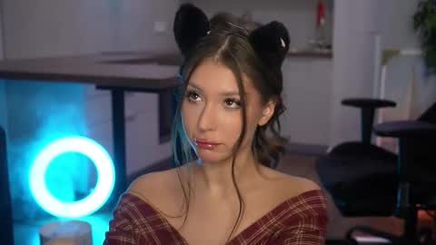 Cleo online show from January 16, 7:26 am