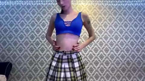 Cleo online show from December 13, 7:53 pm