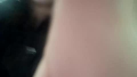 cleowhite_ online show from October 27, 3:07 pm