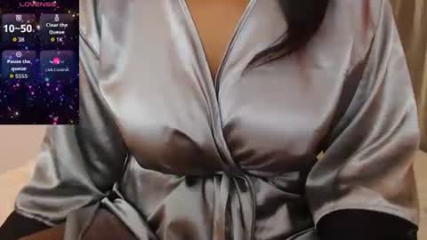 CLOE online show from October 3, 4:17 am