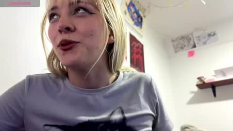  CLOE  online show from May 14, 4:51 am