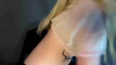  CLOE  online show from September 23, 5:55 pm