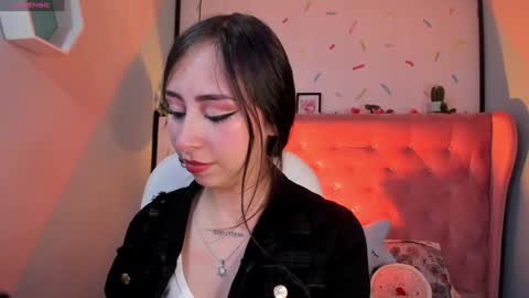 Cloe  online show from February 1, 9:19 pm