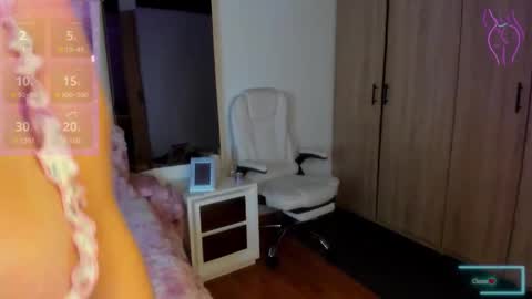 cloeecoopererer online show from October 4, 12:33 pm