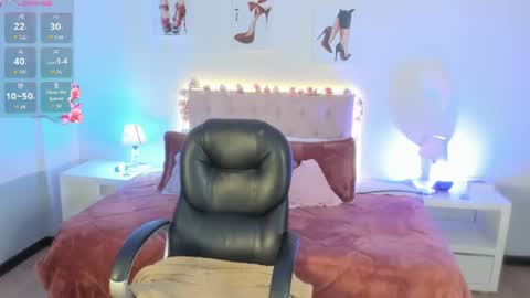 emely dolce online show from June 20, 3:21 am