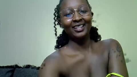 Coco online show from January 10, 7:18 pm