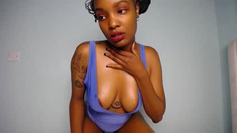 Coco online show from October 19, 11:18 pm