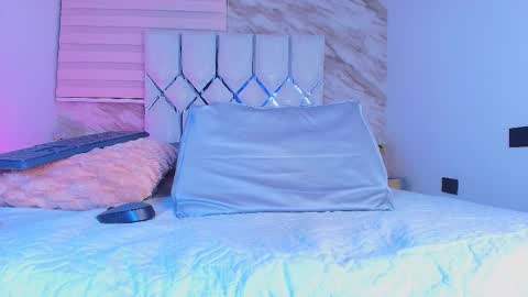 colett online show from March 8, 12:09 pm