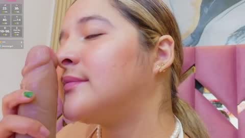  MEGAN  online show from April 11, 9:18 pm