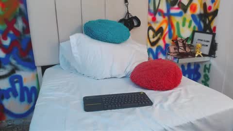 valentina online show from March 30, 3:44 pm