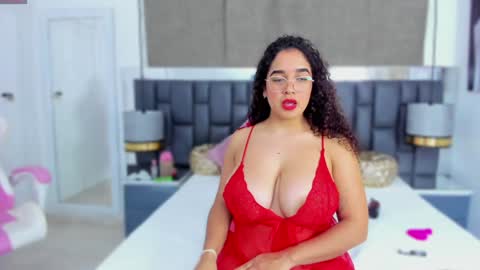 coralharmon online show from January 14, 2:11 pm