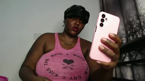 Erykah online show from July 8, 6:43 pm