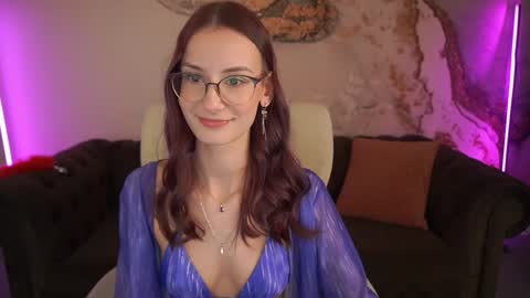 cozymell online show from January 27, 8:49 pm