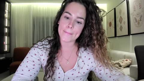 Patricia Lpez online show from October 31, 7:40 pm