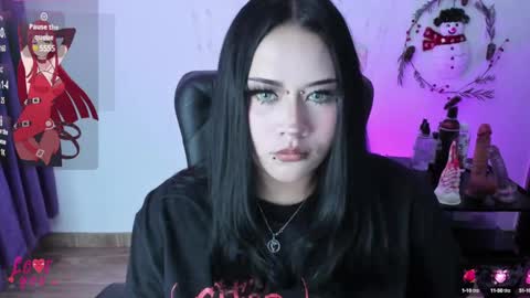 Cris online show from January 4, 4:22 pm