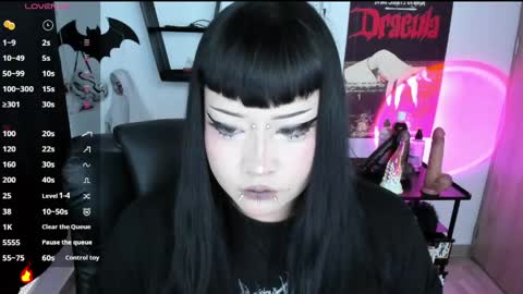 Cris online show from May 26, 8:52 pm