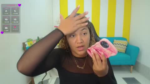 Cristal online show from March 15, 9:39 pm