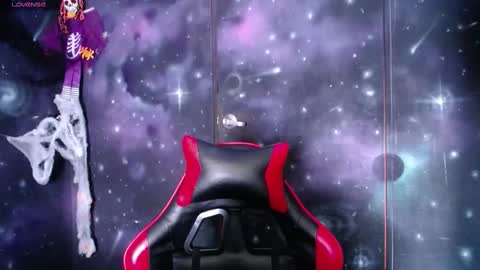 Cristal de Leon online show from October 27, 8:03 pm