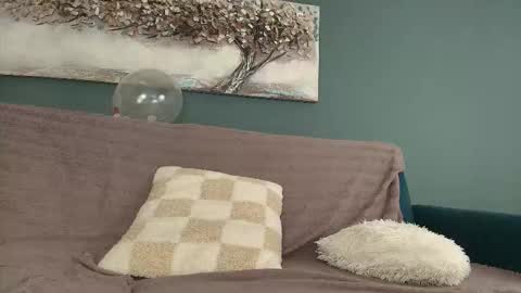 cristaleyess online show from February 14, 5:04 pm