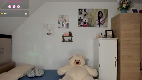 veronika online show from March 1, 4:12 am