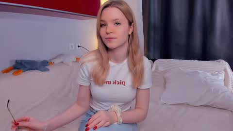 Cristas online show from April 24, 12:19 pm