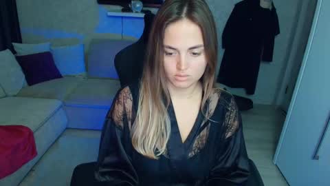 crystalemily online show from October 1, 7:30 pm