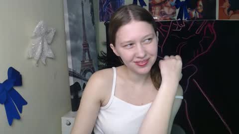 Stella online show from February 14, 5:04 pm