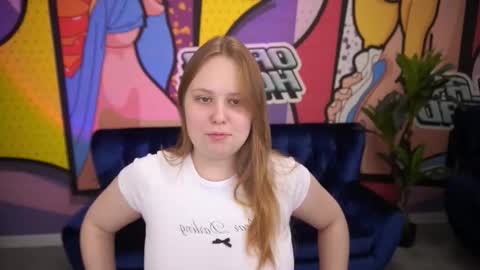 crystallpaws_ online show from October 28, 8:14 pm