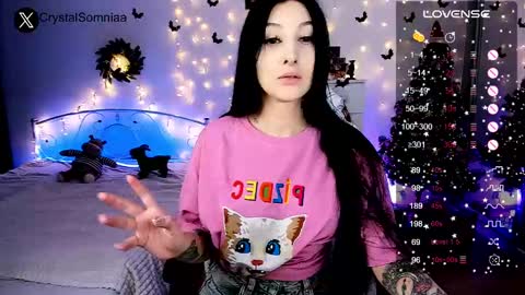 Sasha    Make me moan with patterns   good music here  online show from January 9, 12:46 am