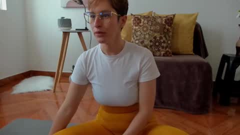 Leonela online show from February 18, 6:06 pm