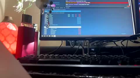 im KIM new girl to spoil online show from March 2, 7:32 am