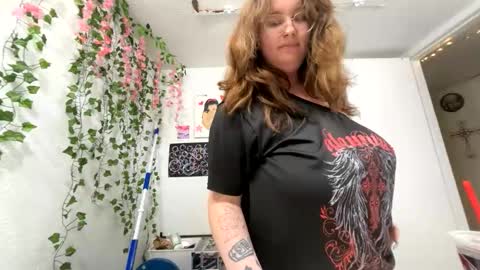 cummiepuppy777 online show from March 27, 11:16 pm