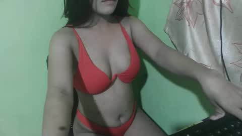 cumwhore4uxox online show from March 8, 4:55 pm