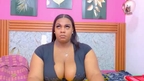 curvyhomebebe online show from February 1, 11:53 am