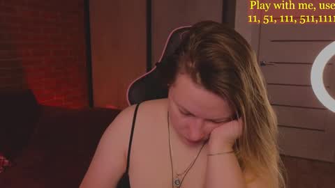 Everyday stream in the same time online show from March 8, 2:10 am