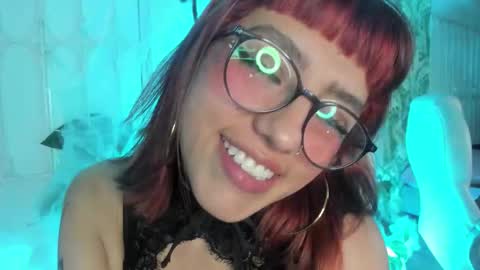 Sofa  online show from October 23, 8:59 pm