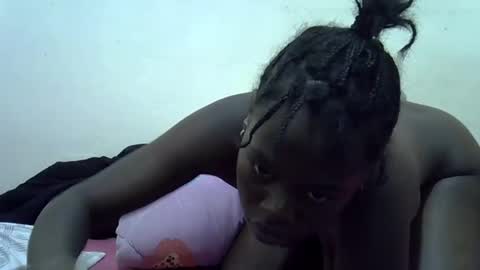 cute_saay online show from October 22, 9:58 am