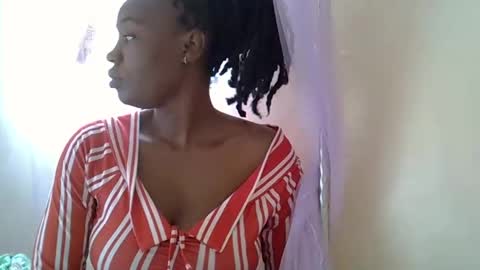 cute_savanna online show from January 23, 5:45 am